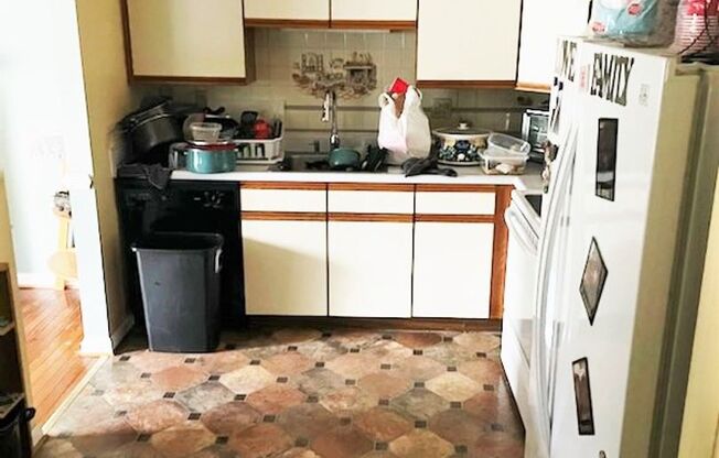 Lovely 3-Bedroom Aberdeen Townhome with Yard