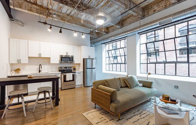 Lofts At Abrams Fixtures
