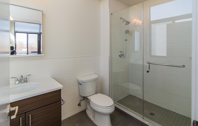 1 bed, 2 baths, 1,181 sqft, $3,050, Unit 4E