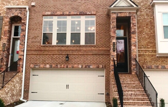 New Townhome near Perimeter Mall