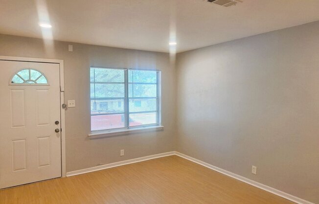 7204 KAREN DR