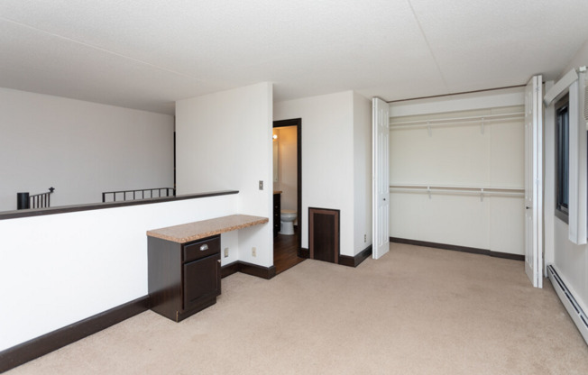 1 bed, 1 bath, 625 sqft, $1,765, Unit 410