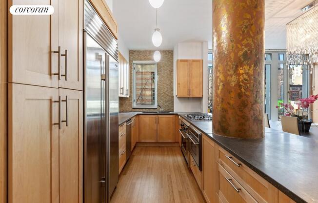 545 W 110 ST