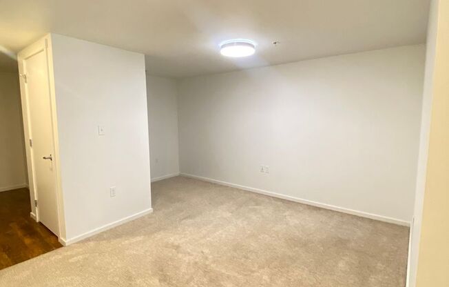 Studio, 1 bath, 170 sqft, $2,095, Unit 1204-A