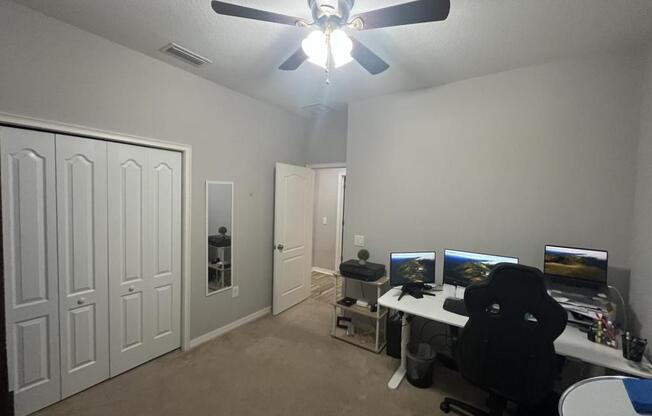 4 beds, 2 baths, 1,930 sqft, $2,500