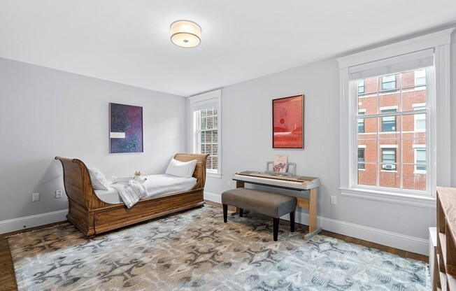 3 beds, 3 baths, 2,206 sqft, $6,800, Unit 2