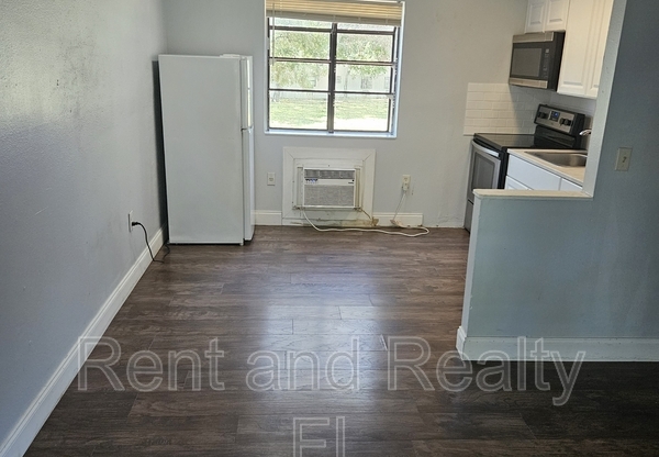 2122 Bradford St. #523