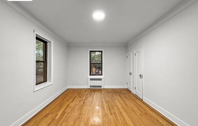 1685 E 5 ST