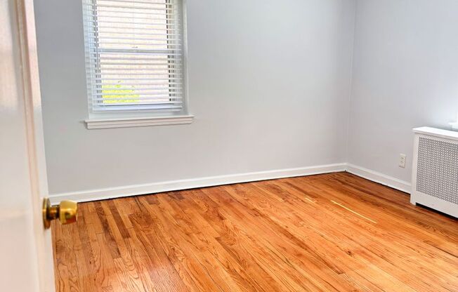 1 bed, 1 bath, 550 sqft, $1,799, Unit 252-1B