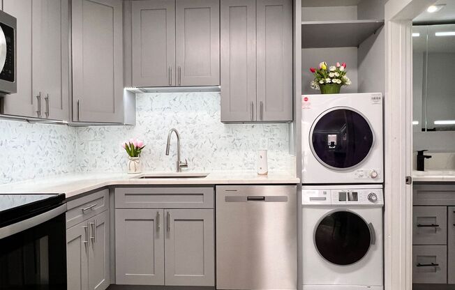 1 bed, 1 bath, 504 sqft, $1,425, Unit 243
