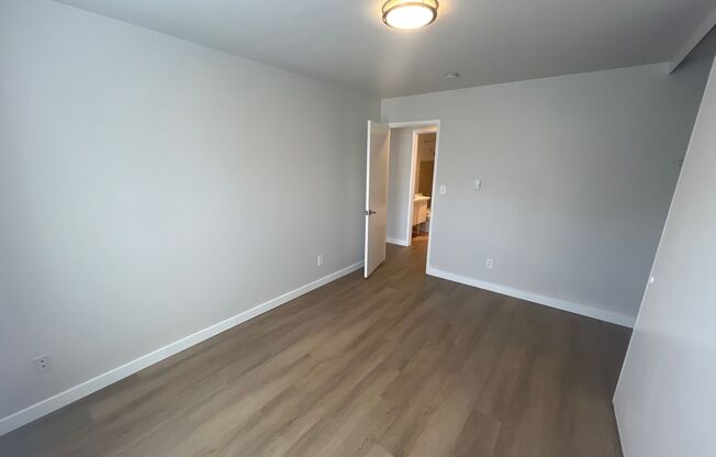 2 beds, 2 baths, 1,060 sqft, $2,695, Unit 3520 - 206