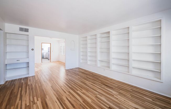 1 MO. FREE RENT! Charming Midtown Santa Fe Home with Yard & Garage