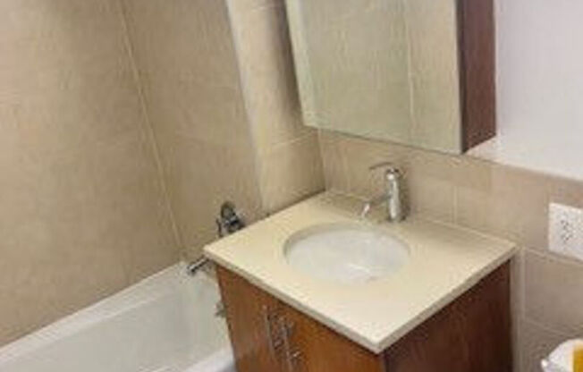 Studio, 1 bath, 487 sqft, $2,875