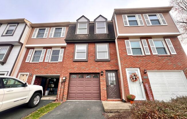 2 Bedroom, 1.5 Bath Townhouse