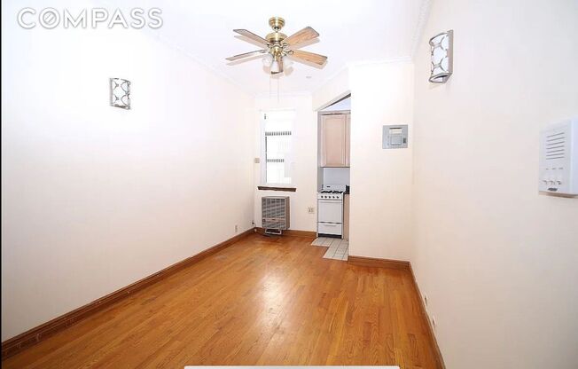 126 E 83 ST