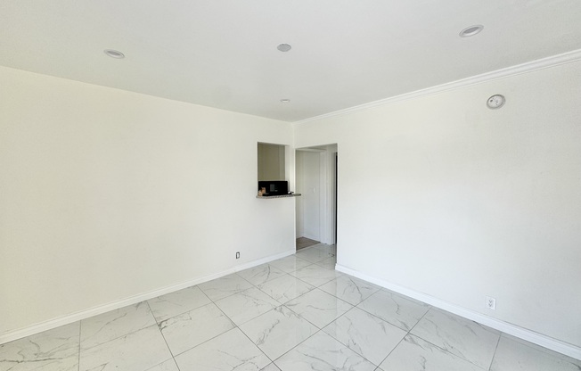 1209 S LN CIENEGA BLVD