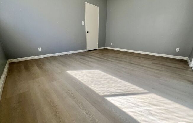 1 bed, 1 bath, 700 sqft, $2,250, Unit 9