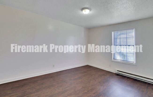 2 beds, 1 bath, $1,400