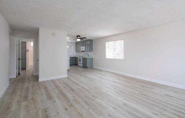 Poway Palms Apartments