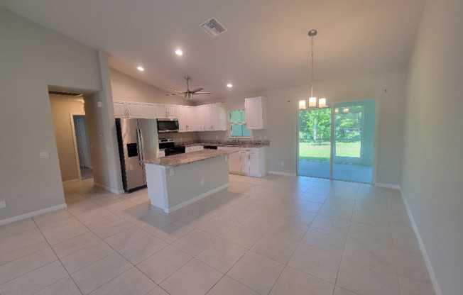 4012 COUNTRY CLUB BLVD