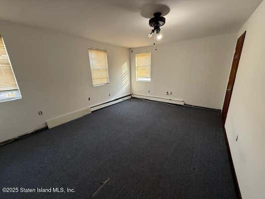 40 JEWETT AVE
