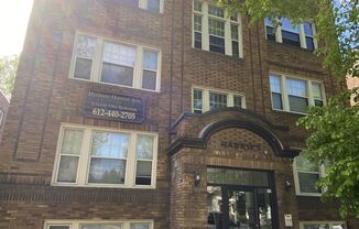 2300 Harriet Ave.