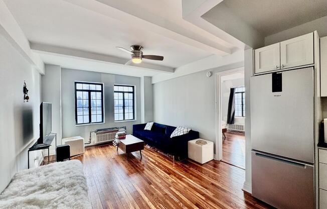 5 TUDOR CITY PL