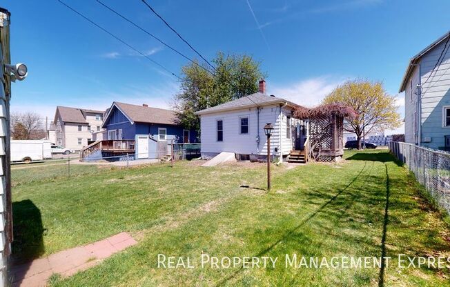 623 S 4th Ave