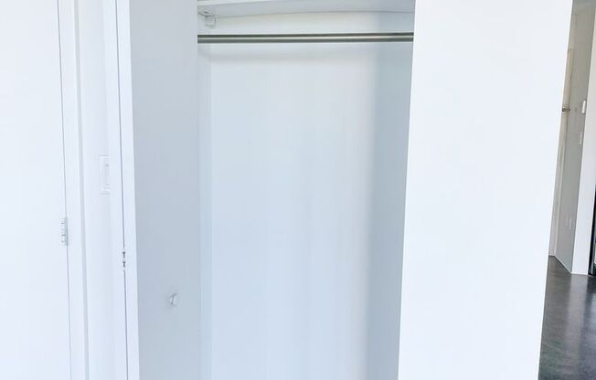 Studio, 1 bath, 796 sqft, $2,550, Unit Unit 411