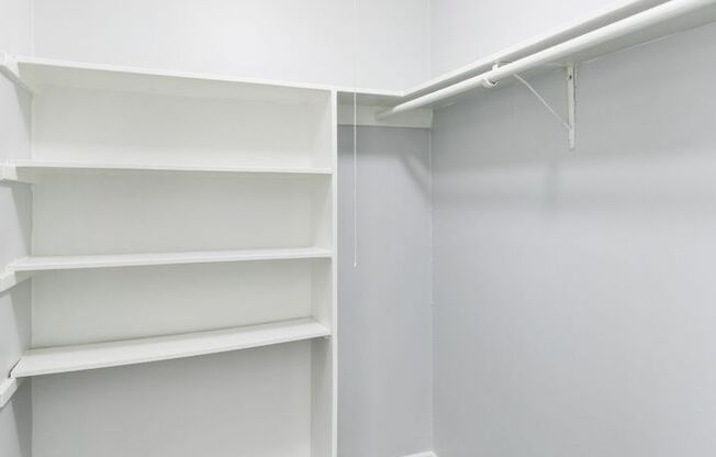 Studio, 1 bath, 387 sqft, $1,395, Unit 409