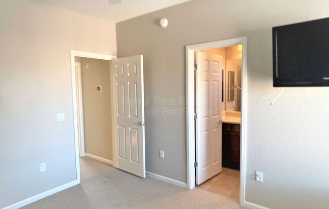 2 beds, 2.5 baths, 1,334 sqft, $2,095, Unit 1167