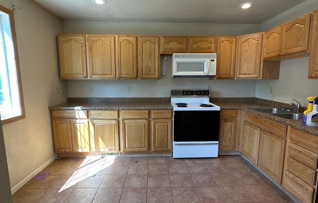 4 Bedroom House!