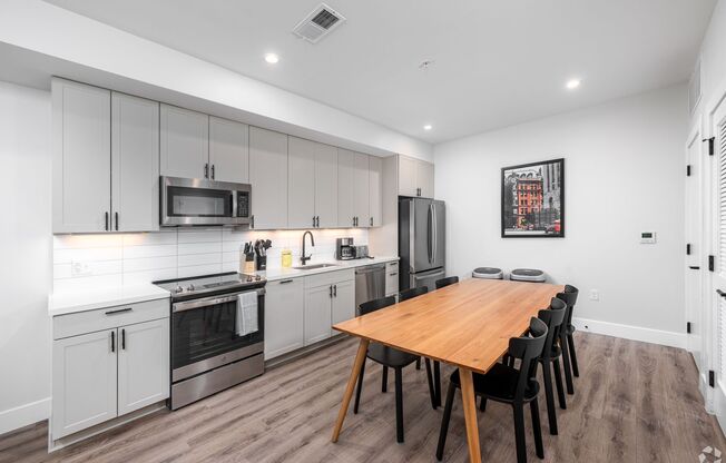 1 bed, 1 bath, 120 sqft, $1,325