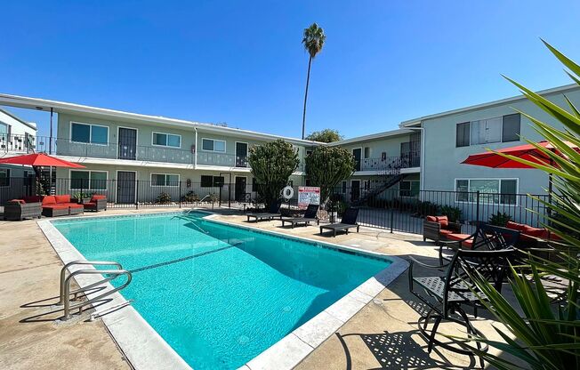 2 beds, 2 baths, 1,036 sqft, $2,300, Unit 4205 G