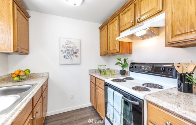 1744 Rainier Ave