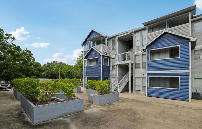 1 bed, 1 bath, 550 sqft, $1,250, Unit 236