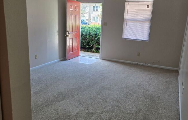Woodcrest Knolls Apartments