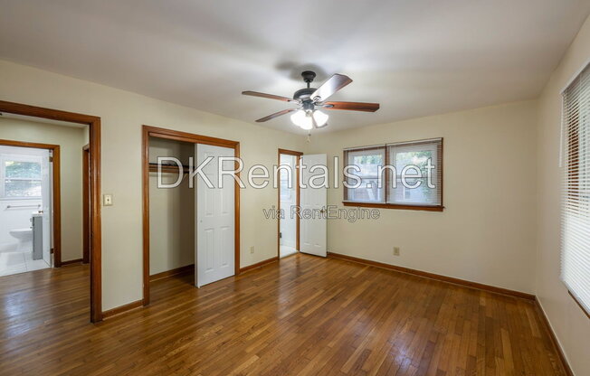 3 beds, 2 baths, 1,160 sqft, $1,900