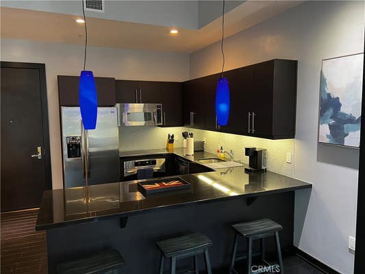 655 S Hope St Unit 1404