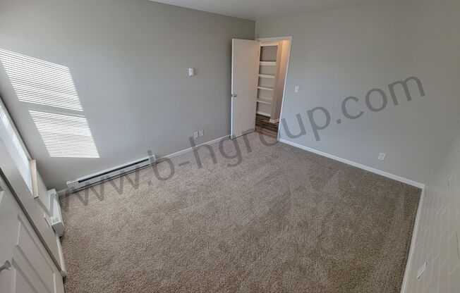 2 beds, 1 bath, 824 sqft, $1,075, Unit 1904-203