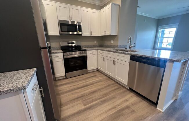 807 Brush Creek