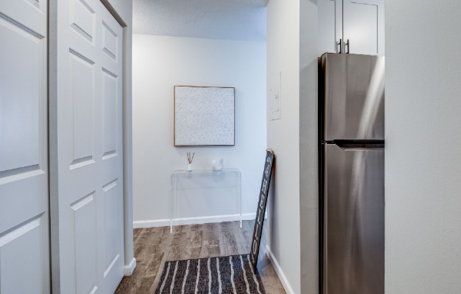 2 beds, 1 bath, 925 sqft, $1,489, Unit 2661-202