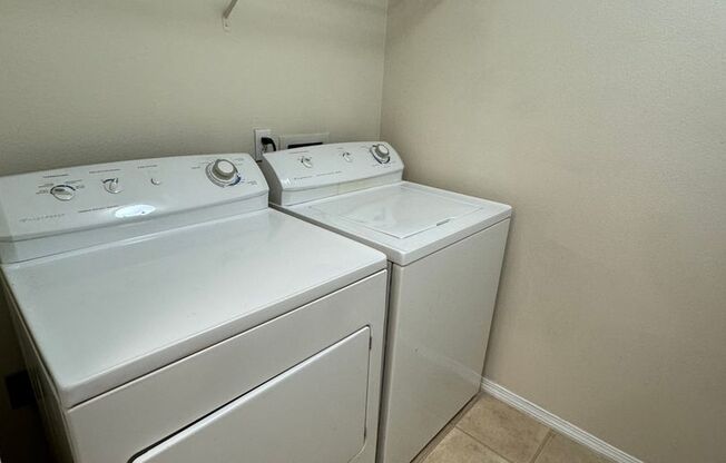 15320 NW Central Drive #326 ~ Impressive Bethany Village Condo!