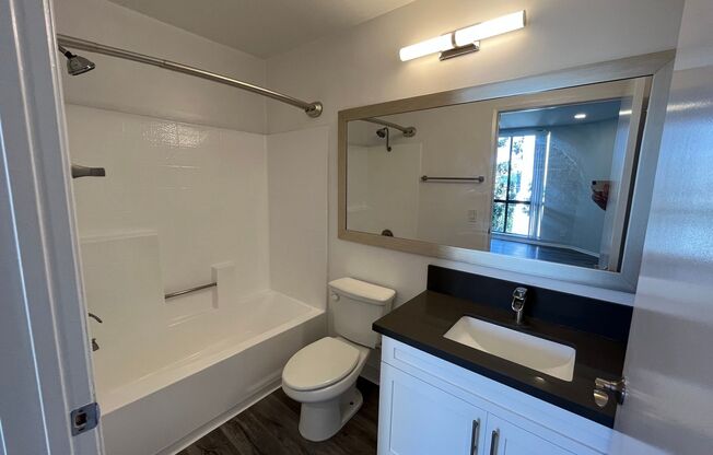 2 beds, 2 baths, 850 sqft, $2,948, Unit 313