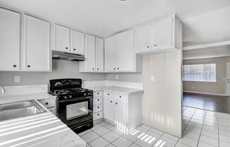 1542 E. 8th St., Ontario
