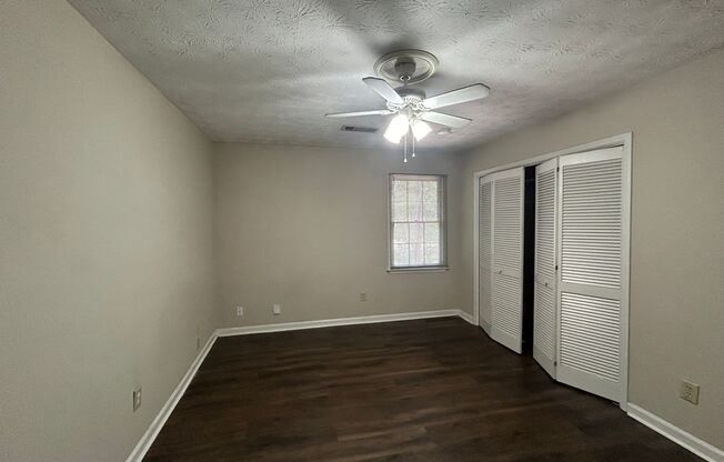 1 bed, 1 bath, $1,045