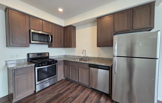 2 beds, 2 baths, 900 sqft, $2,895, Unit 148-203