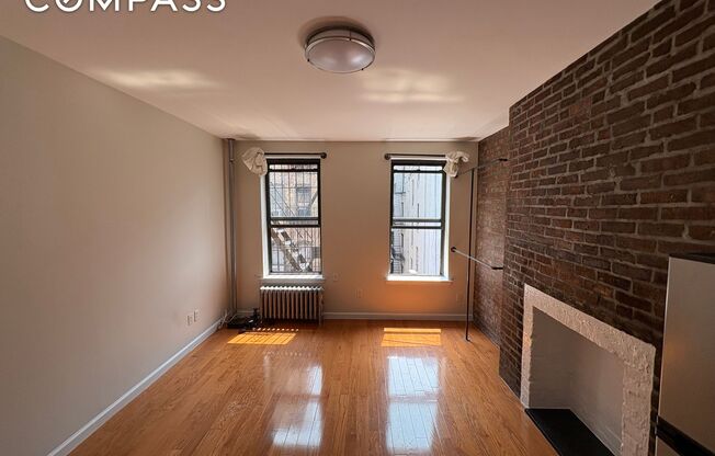40 LUDLOW ST