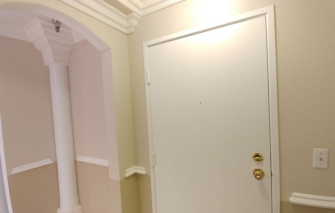 2 beds, 2 baths, 910 sqft, $2,595, Unit 209