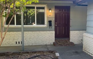 2 beds, 1 bath, 625 sqft, $875